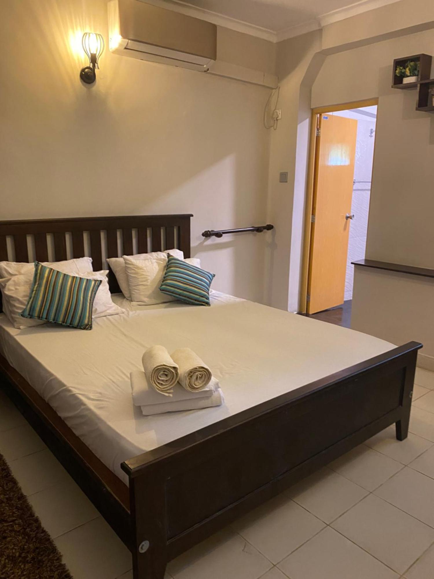 Grand Resort Kandy Exterior photo